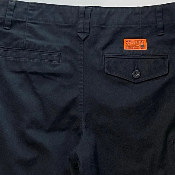 Vans Men’s black Shorts Size 30 crafted engineered classic shorts 66 logo - Picture 9 of 15